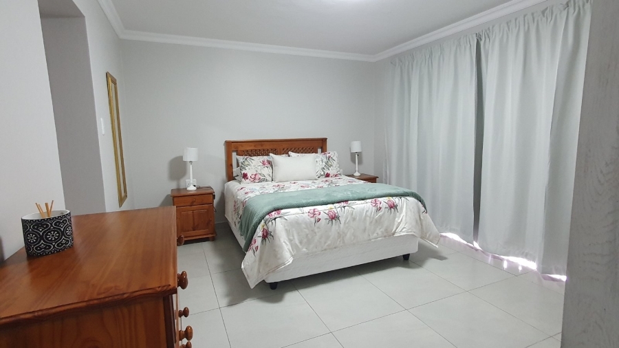 3 Bedroom Property for Sale in Dana Bay Western Cape
